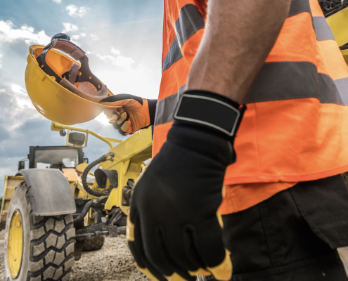 Operaio in sito di costruzione